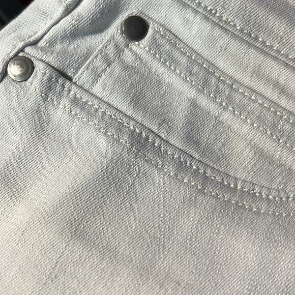 Eileen Fisher Organic Cotton Light Gray Cropped Jeans Size 8 - Picture 4 of 7